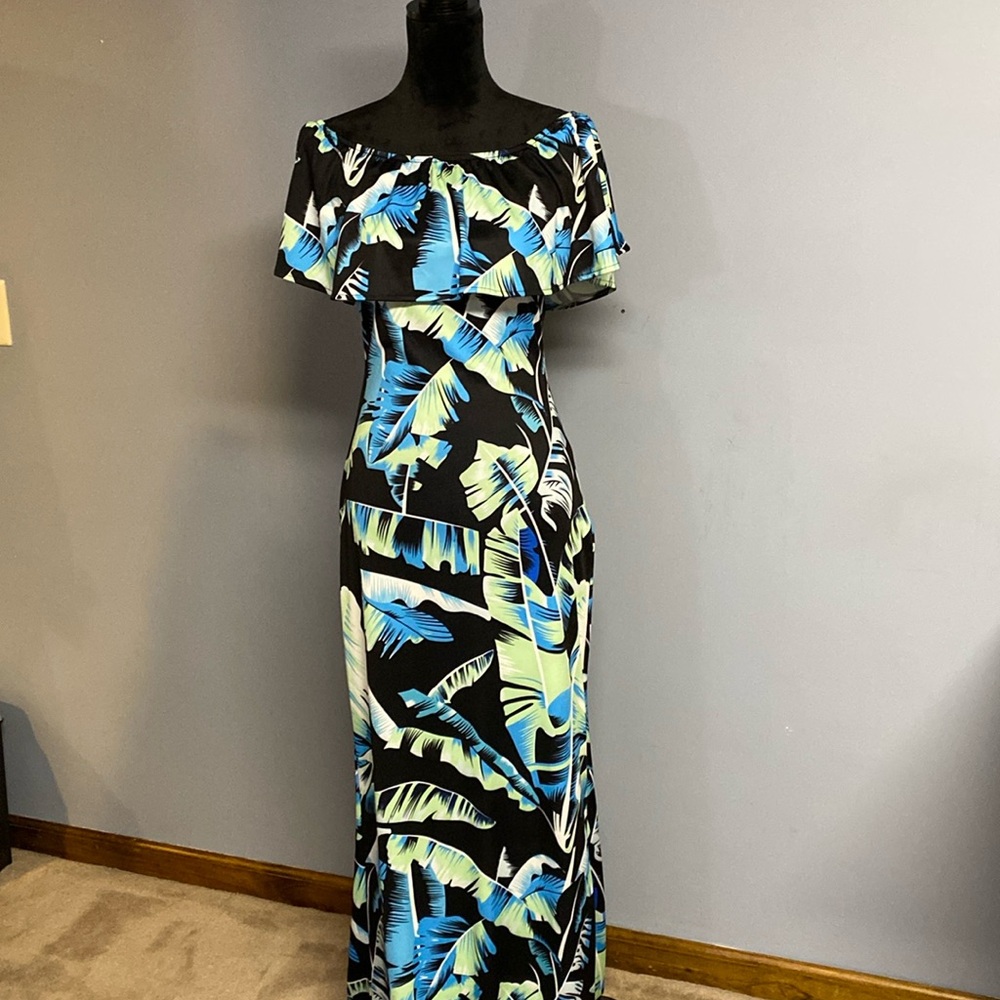 Tropical dress with off shoulder neckline
